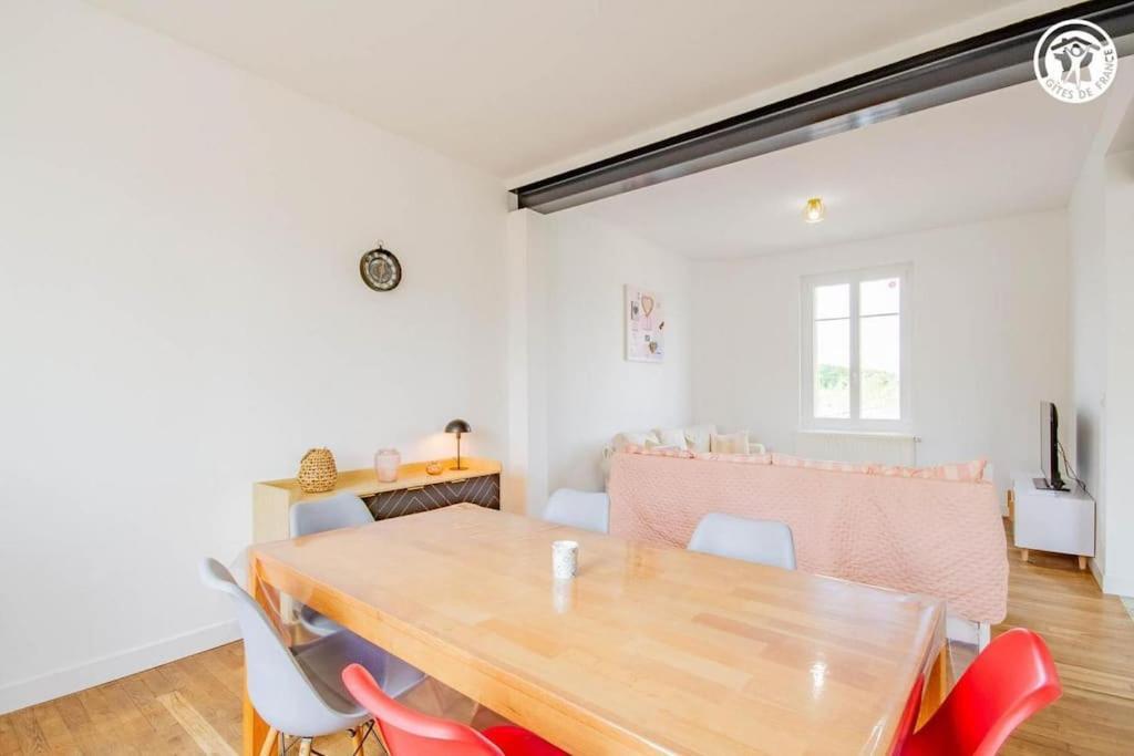 Ferienhaus L'albatros, De Charme Familiale Classee 3 Etoiles Paray-le-Monial